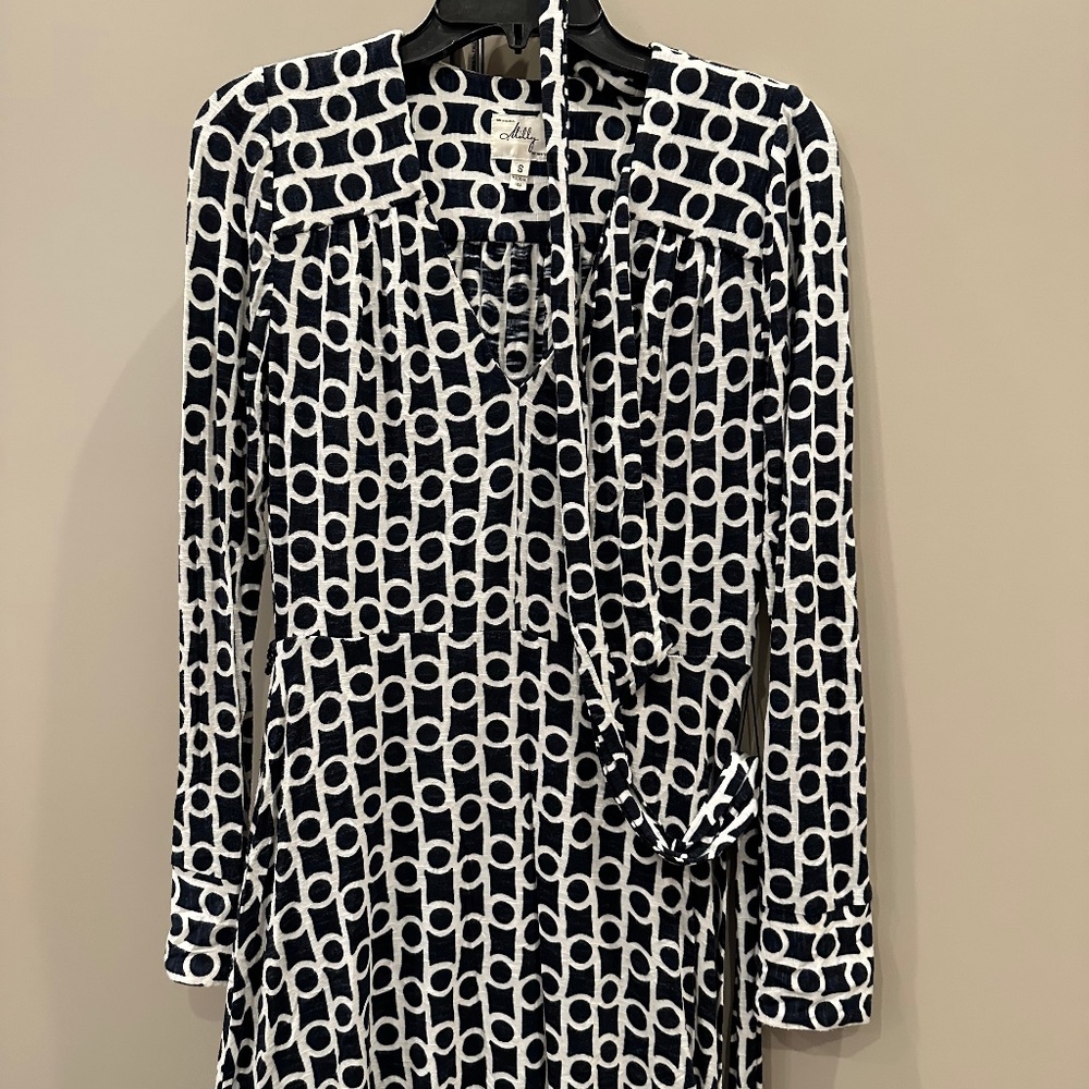 Milly geo print dress w tie size s